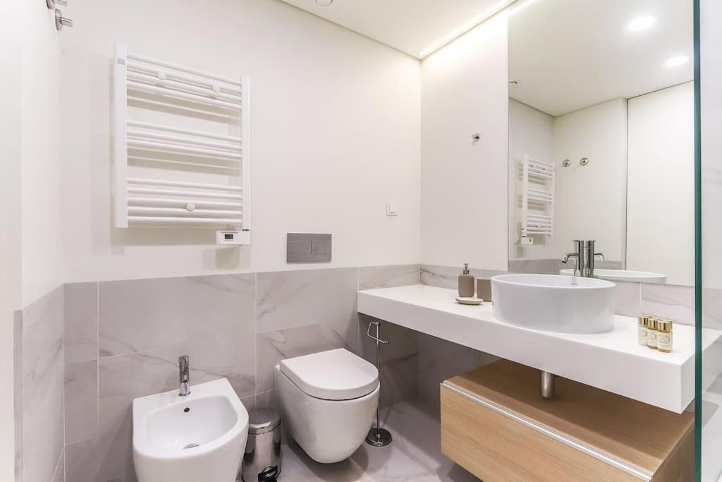 Marques Pombal Central 2 Bed Apt Ac Lisboa Eksteriør billede
